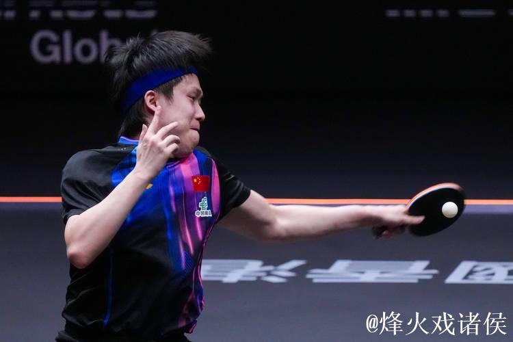 王楚钦半小时速胜 晋级WTT总决赛男单4强 王楚钦半小时速胜 晋级WTT总决赛男单4强